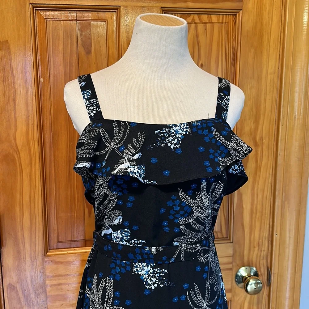 Banana Republic dress - Picture 2 of 9